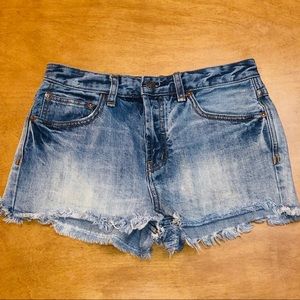 Free People denim shorts size 26